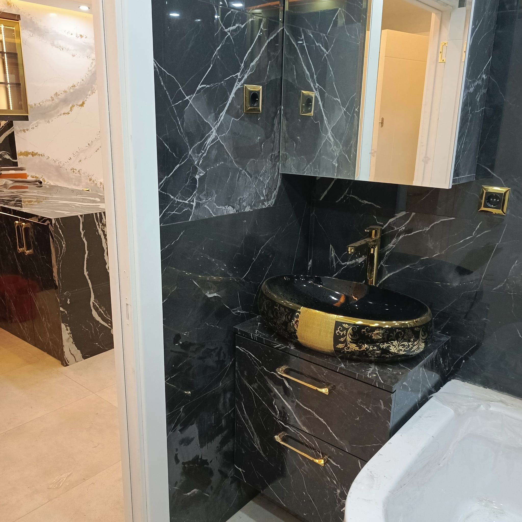 Lüks Banyo Mobilyası İzmir